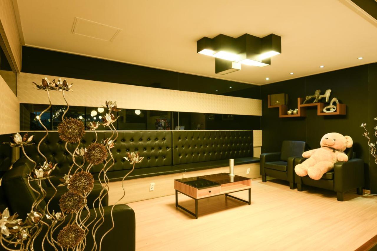 Jeju Airport Hotel Ngoại thất bức ảnh