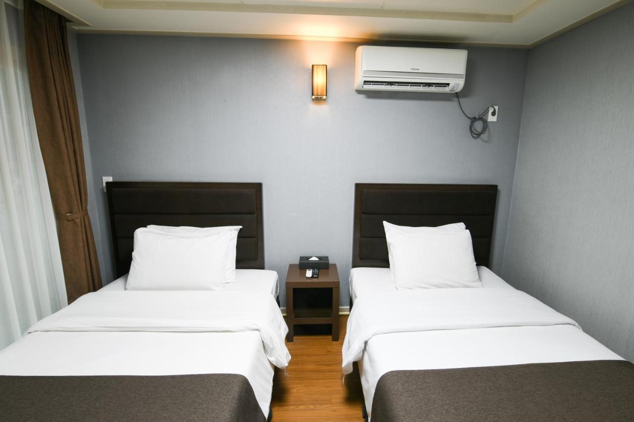 Jeju Airport Hotel Ngoại thất bức ảnh