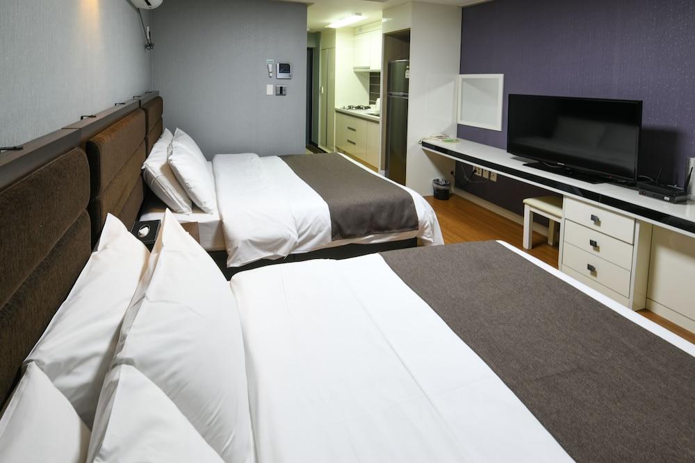 Jeju Airport Hotel Ngoại thất bức ảnh