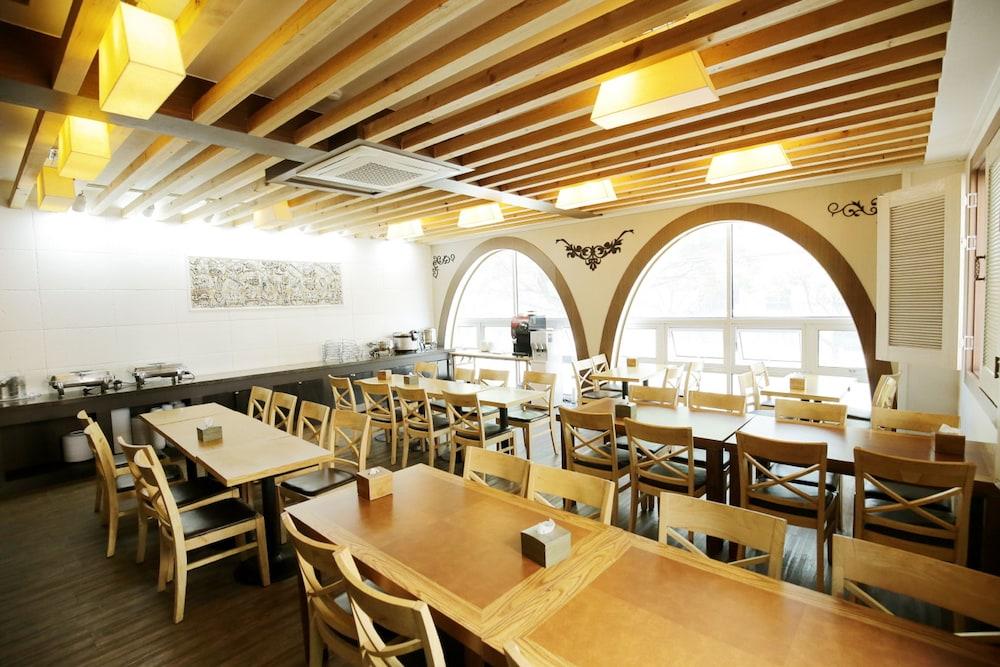 Jeju Airport Hotel Ngoại thất bức ảnh