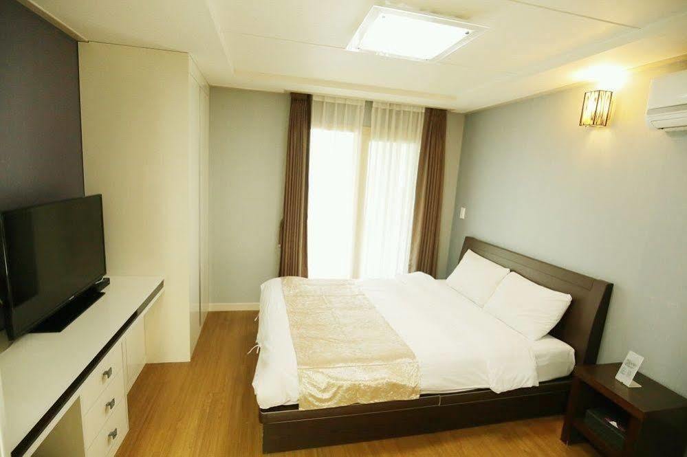 Jeju Airport Hotel Ngoại thất bức ảnh