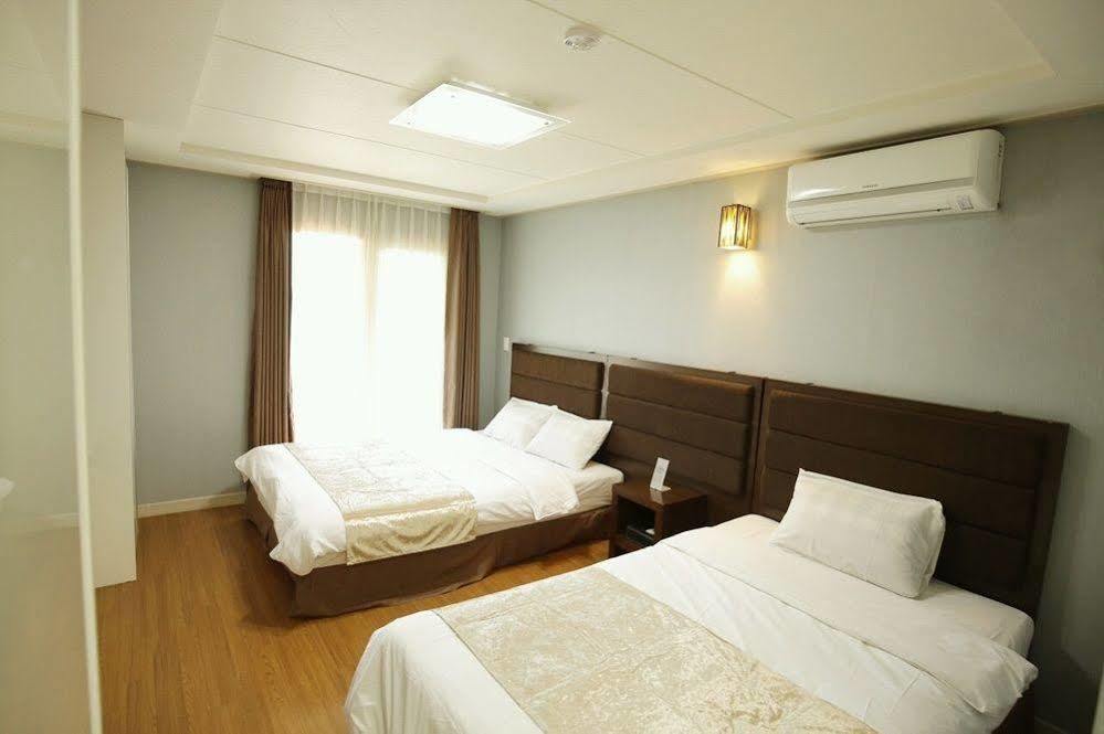 Jeju Airport Hotel Ngoại thất bức ảnh