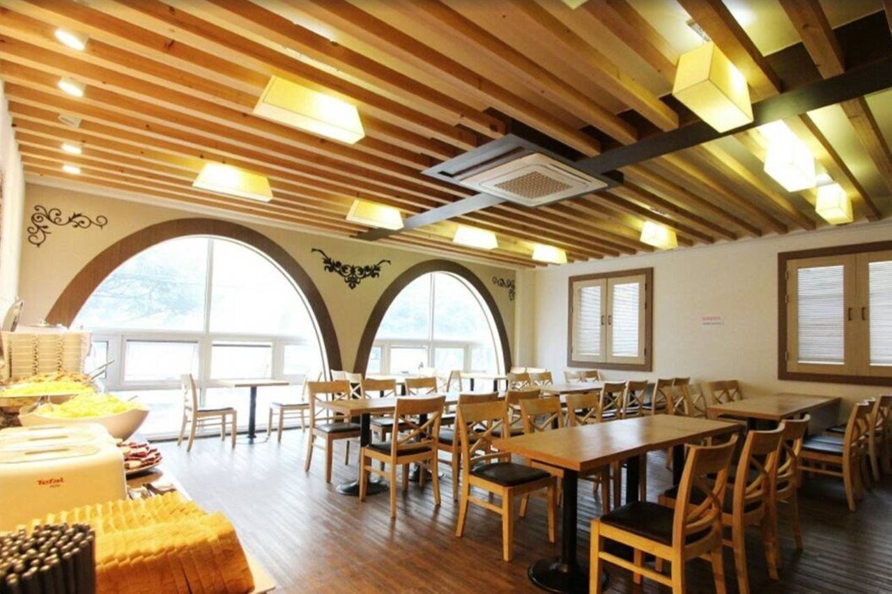 Jeju Airport Hotel Ngoại thất bức ảnh