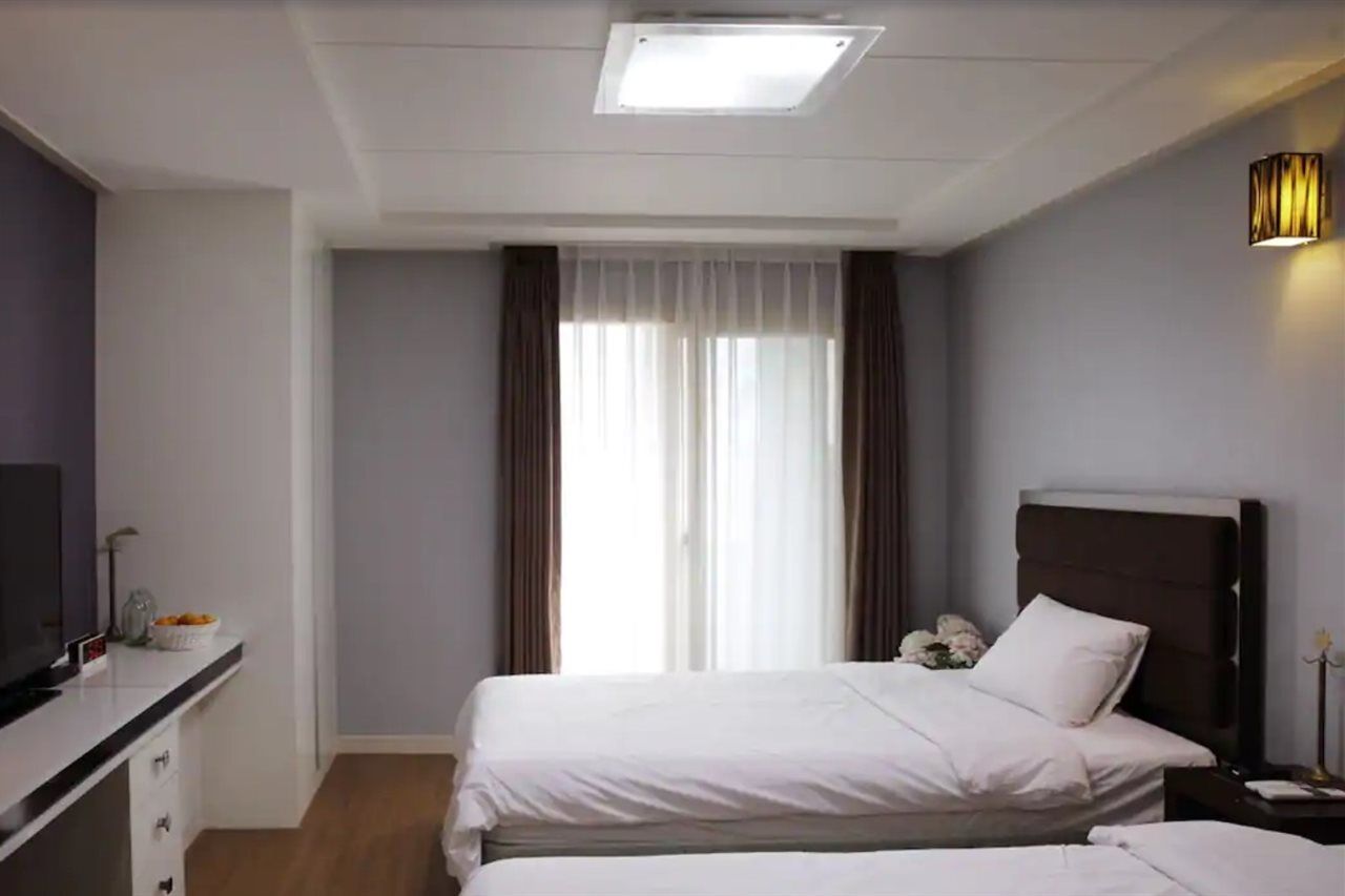 Jeju Airport Hotel Ngoại thất bức ảnh